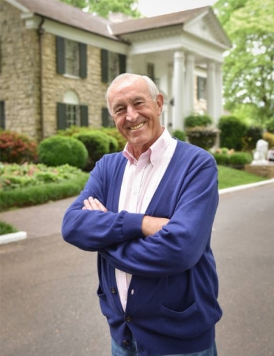 len in huis elvismatters uit eerbied en respect voor the king len in huis elvismatters uit eerbied en respect voor the king